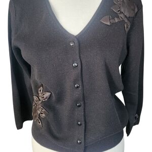 Sandra Darren Black Button-Up Cardigan with Floral Satin appliques SZ PS scandi